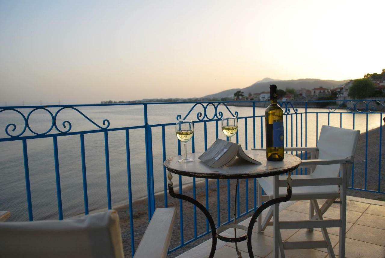 Villa "Pietra E Mare" Nafpaktos Buitenkant foto