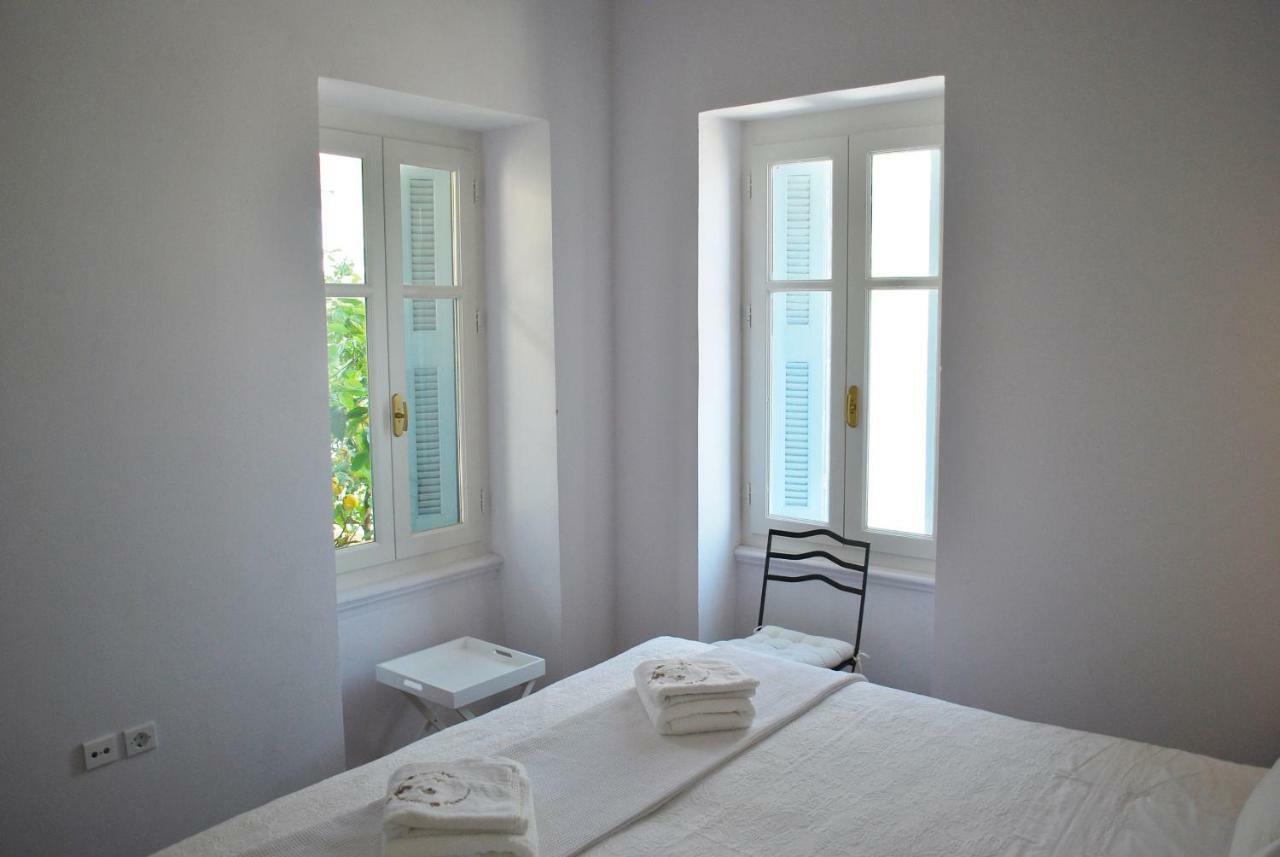 Villa "Pietra E Mare" Nafpaktos Buitenkant foto